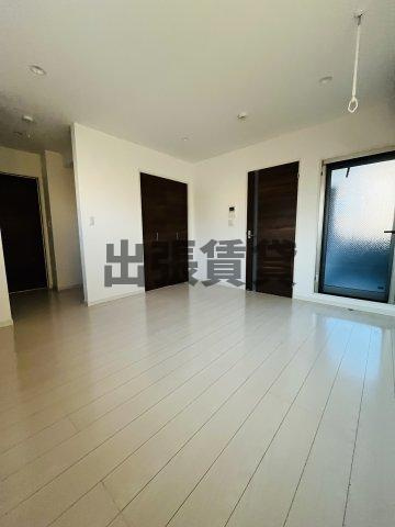 仲介手数料0円！！Cherim中村日赤の居間・リビング