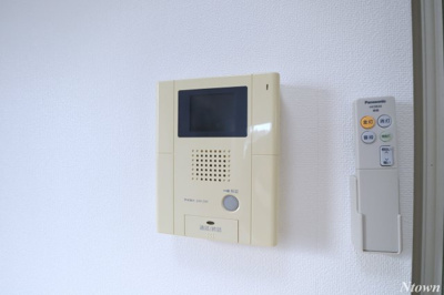 【セキュリティ】 | グリーンコート亀島 | モニター付きインターホンです
