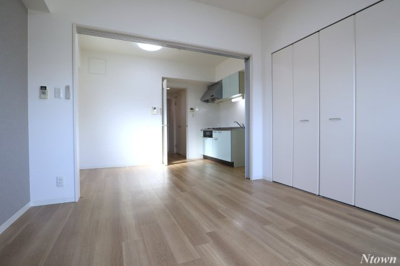 【居間・リビング】 | グリーンコート亀島 | ゆったり過ごせる居間です