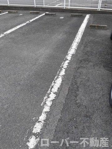 フラットＨＩＲＡＯＫＡの駐車場