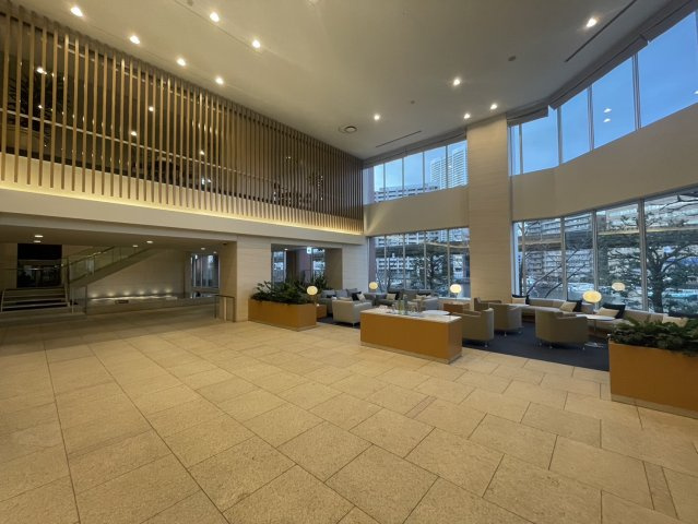 芝浦アイランドグローヴタワー(13階)のエントランス
