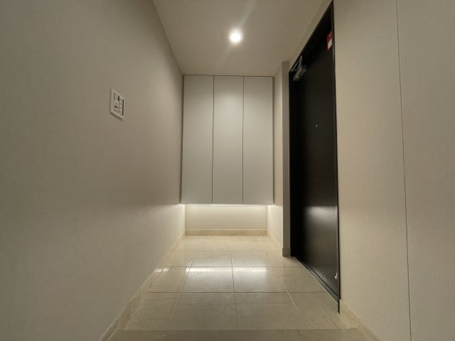 芝浦アイランドグローヴタワー(13階)の玄関