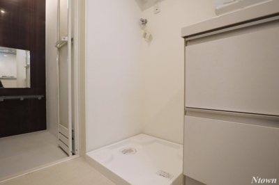 【洗面所】 | ハーモニーテラス志賀町Ⅲ | 広い洗面スペース