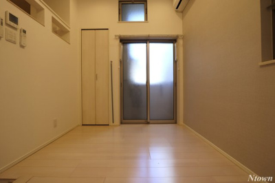 【居間・リビング】 | ハーモニーテラス志賀町Ⅲ | 使いやすいリビングです