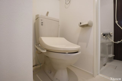 【トイレ】 | ハーモニーテラス志賀町Ⅲ | 落ち着いた色調のトイレです