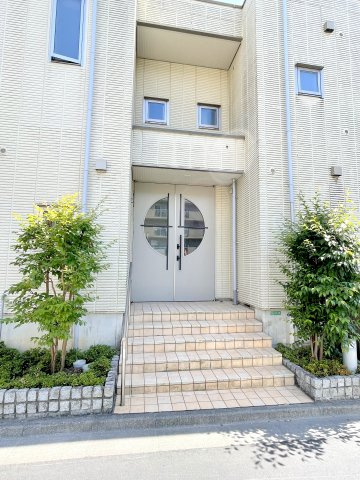 アヴェニールのエントランス