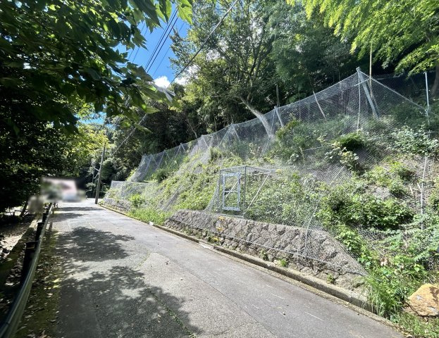 エンゼルフォレスト熱海自然郷⑰の前面道路含む現地写真