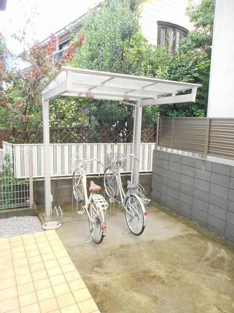 メルヴェイユ　メゾンのその他共用部分|★屋根付き駐輪場★