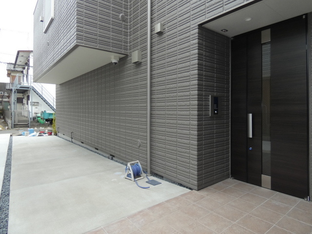 香風Bのエントランス|★オートロック付き★