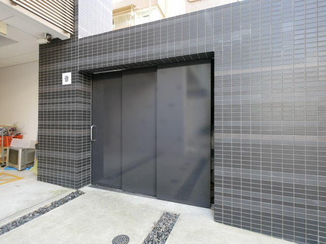 アーバネックス南堀江のエントランス