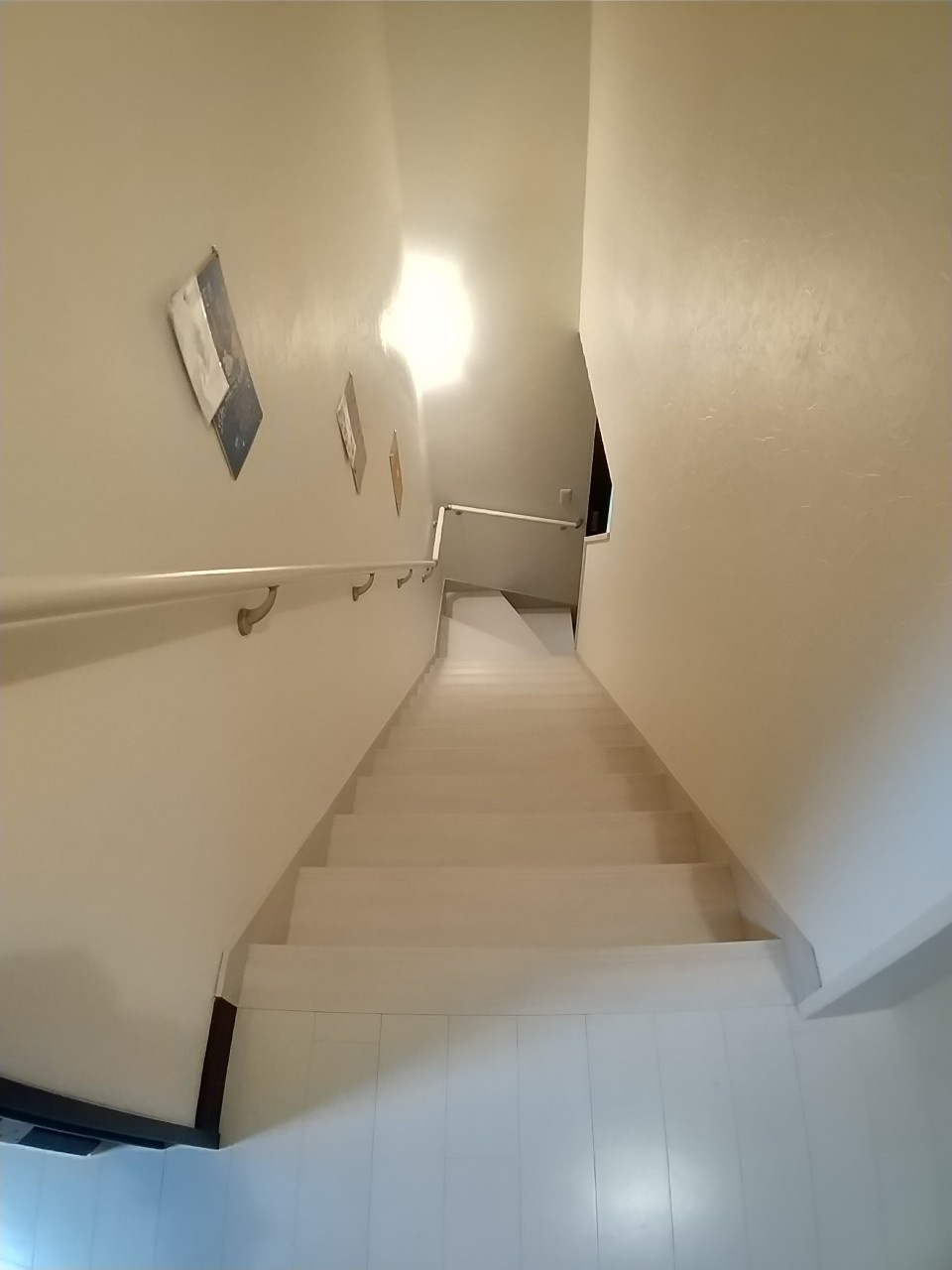 文苑4丁目　中古住宅の内装
