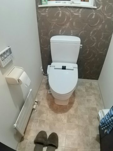 文苑4丁目　中古住宅のトイレ|2階トイレ