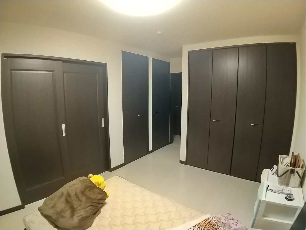 文苑4丁目　中古住宅の洋室