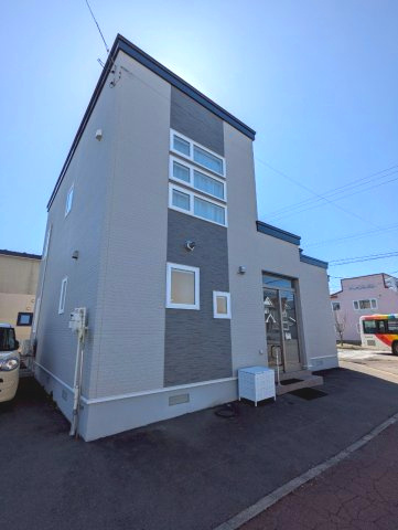 文苑4丁目　中古住宅の外観