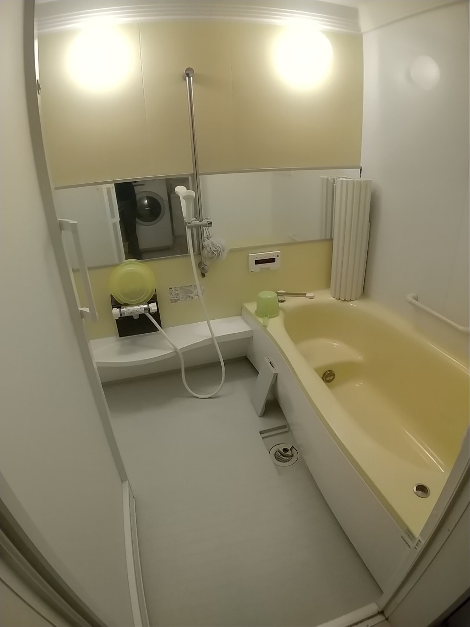 文苑4丁目　中古住宅の浴室