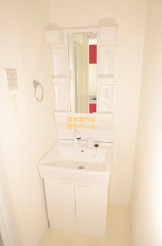グランエクラ花園町の独立洗面台|独立洗面台です