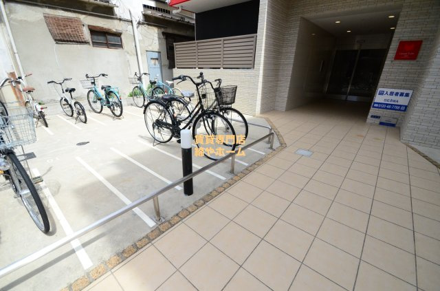 グランエクラ花園町のその他共用部分|駐輪場です