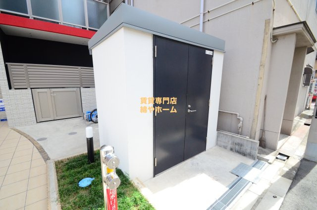 グランエクラ花園町のエントランス|建物の内部です