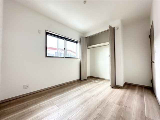 【洋室】 | 新築一戸建て「南足柄市狩野」 | 洋室②5.3帖