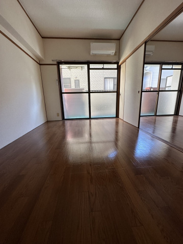 ふじマンションの洋室