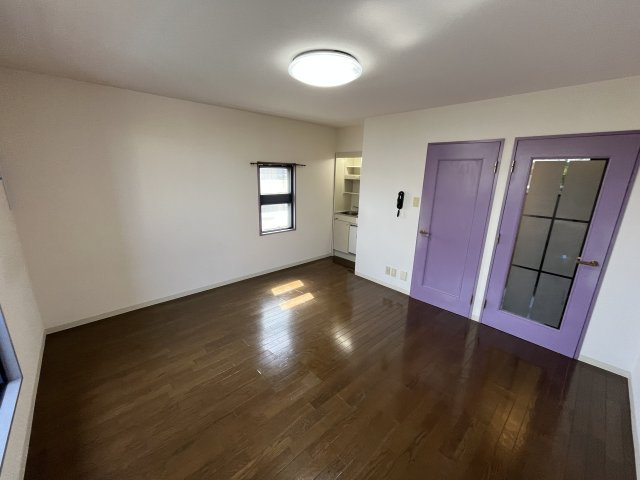 グロスアベニューの居間・リビング