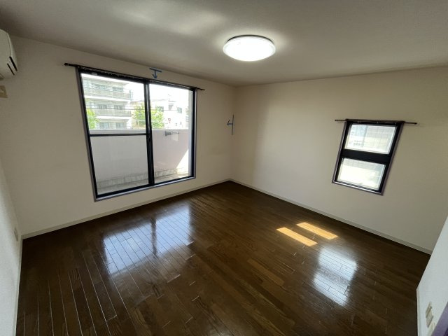 グロスアベニューの居間・リビング