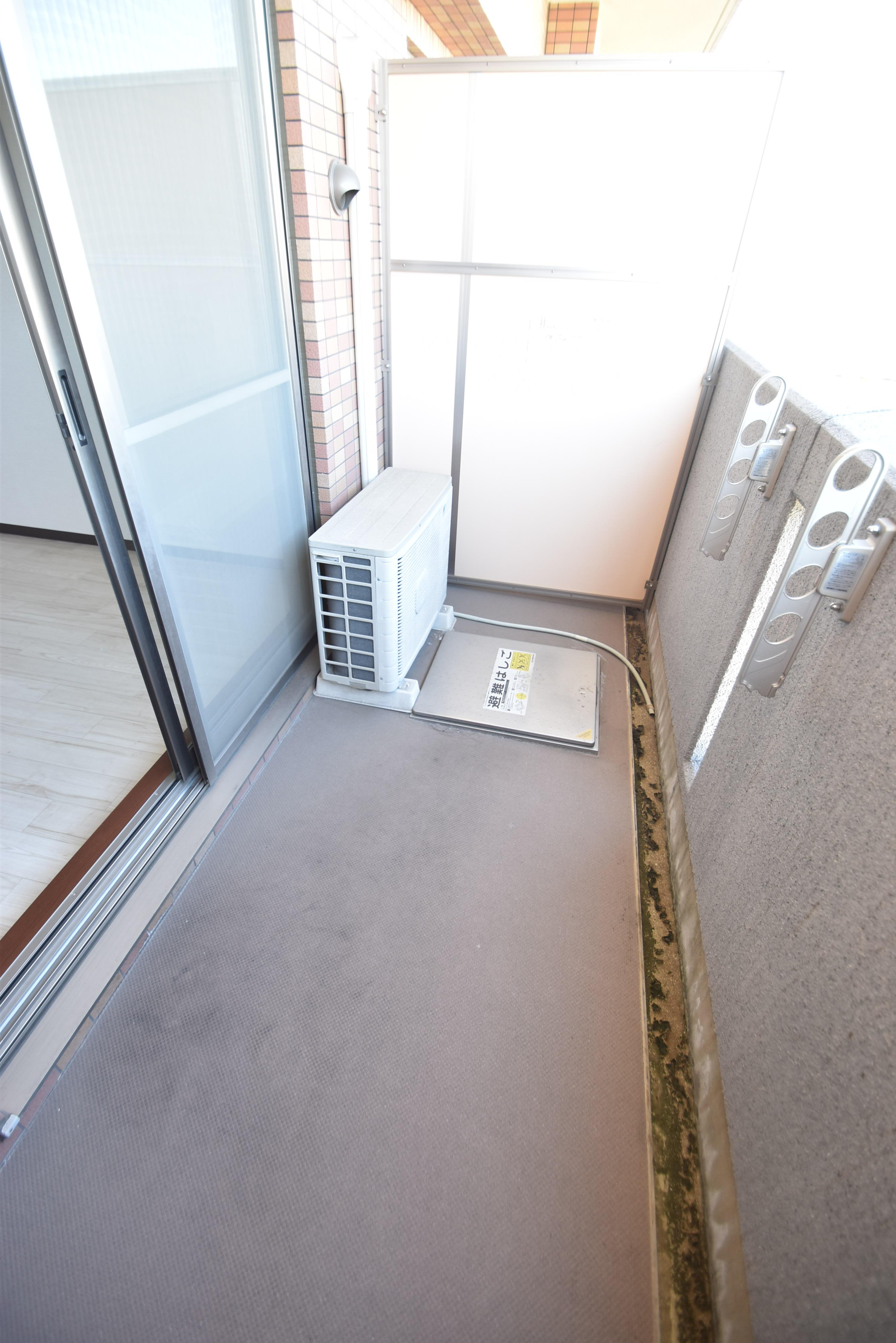 大阪市城東区野江２丁目の賃貸マンションのバルコニー