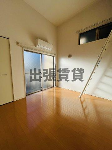 仲介手数料0円！！stage本陣の居間・リビング