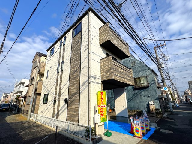 市川市東大和田１丁目新築戸建【稲荷木小学校：8分】の外観|完成済み内覧可能です！！