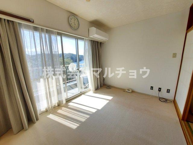 バイキング3号館の玄関|収納もある玄関です