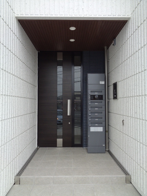 Ｍａｉｓｏｎ　ｌａ　ｂｅｌｌ　ｍｅｒのエントランス