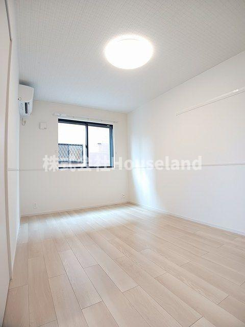 ザ・ビレッジグリーン木ノ本Ⅱの洋室