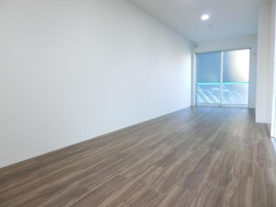 【内装】 | ALLEY V | 内装は落ち着いています