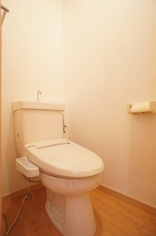 マリンシティＳＨＩＯＤＡ　Ｂのトイレ