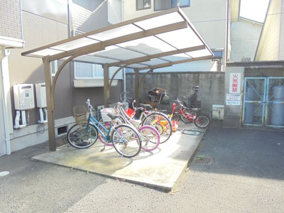 【その他共用部分】 | サンシャイン中川　A | 駐輪場