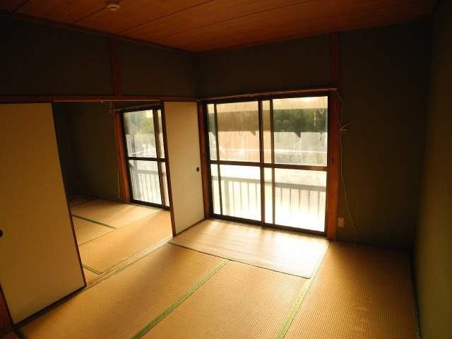岩永アパートの和室