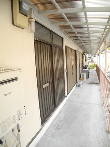 岩永アパートのエントランス