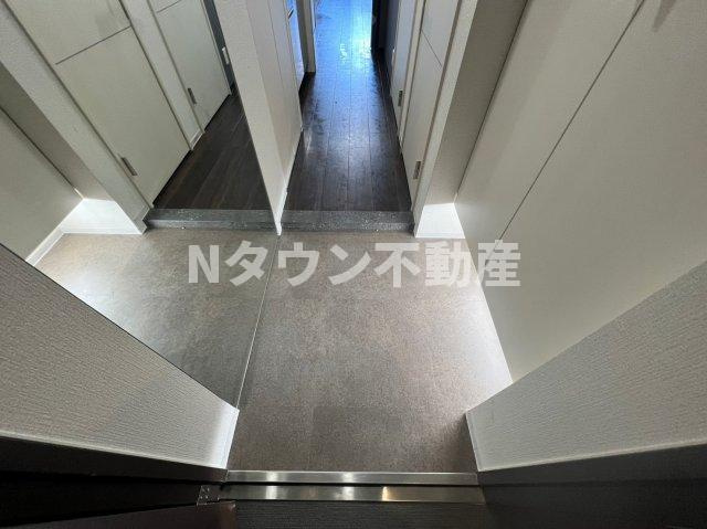【玄関】 | セイワパレス丸の内駅前プレミア | ゆったりとした玄関です