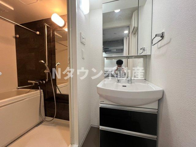 【洗面所】 | セイワパレス丸の内駅前プレミア | 脱衣スペースもあります