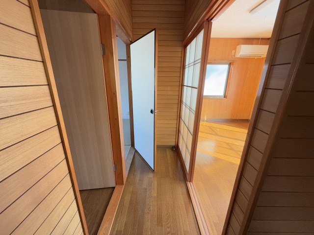 貸家(葛島3-8-17)の内装