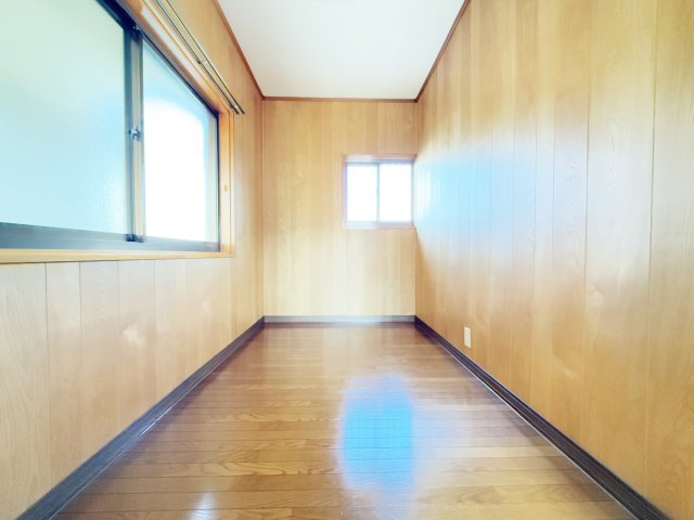 貸家(葛島3-8-17)の収納