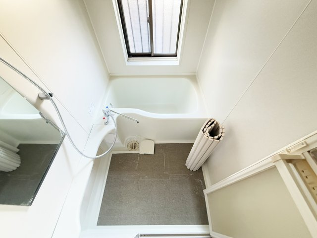 貸家(葛島3-8-17)の浴室