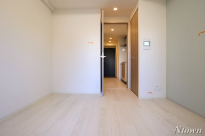 【内装】 | プレサンス東別院セレニス | 明るい色調の室内です