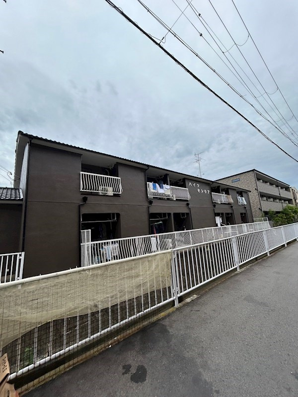 ハイツセシリアの外観