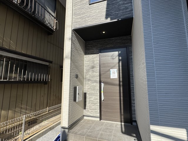 三郷市谷口新築戸建（谷口５期）のエントランス|エントランス・玄関ポーチ
