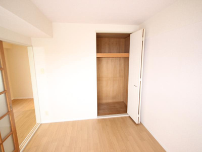 【寝室】 | サンピア西真上