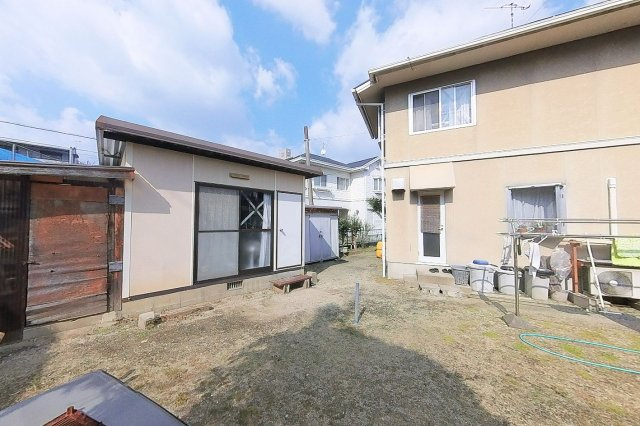 【庭】 | 糸島市前原南２丁目　戸建て | 広々としたお庭はBBQやお子様の遊具置場などとしても充分使えます