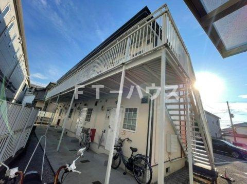 シティハイツヒロセBのエントランス