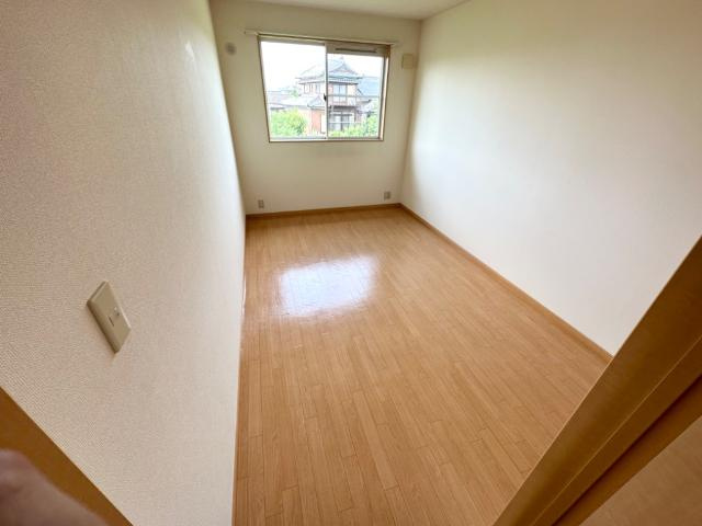 ＡＮＤ　ＯＮＥ　西棟の内装|室内