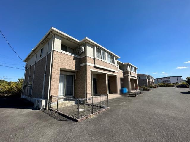 ＡＮＤ　ＯＮＥ　西棟